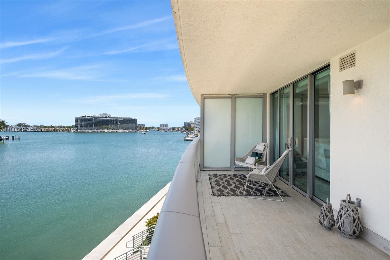 A11605497 — Miami Beach — 23