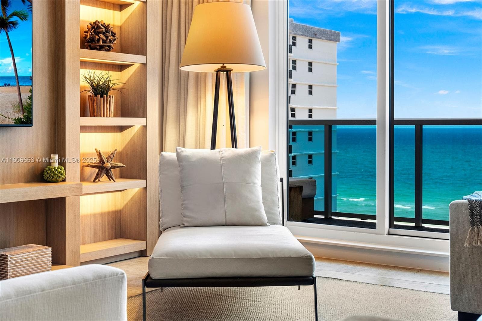 A11606653 — Miami Beach — 7
