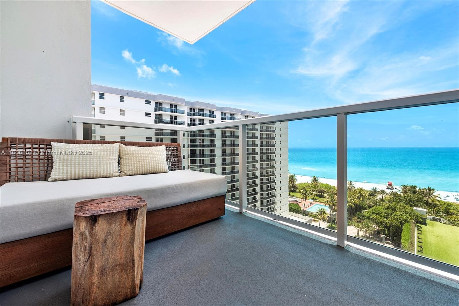 A11606653 — Miami Beach — 38