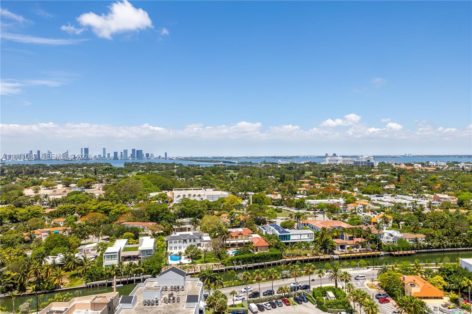 A11611042 — Miami Beach — 2