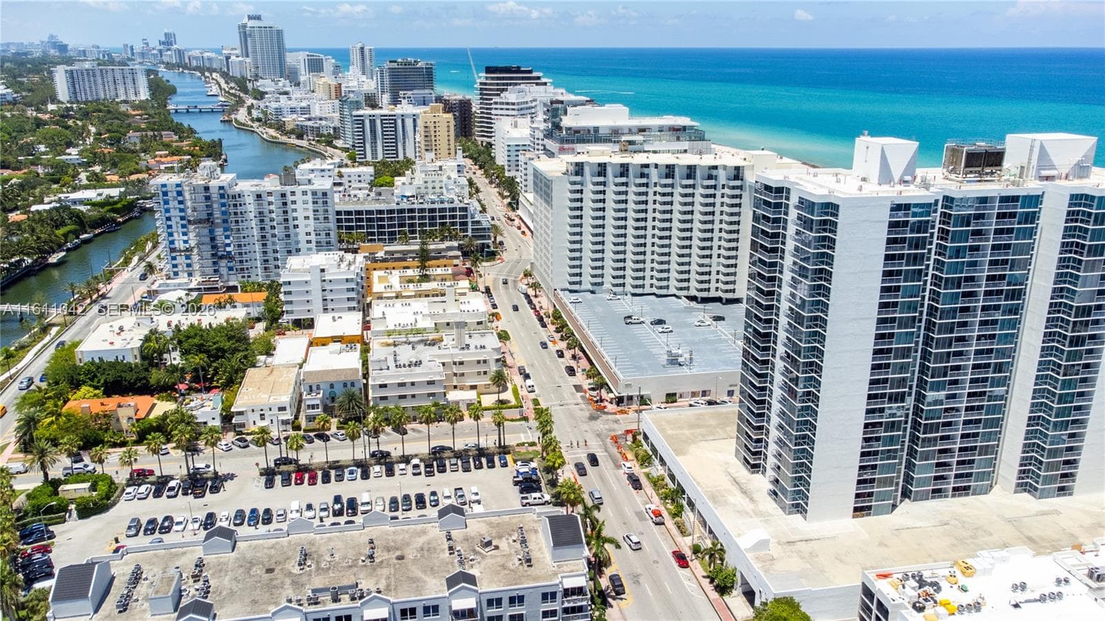 A11611042 — Miami Beach — 67