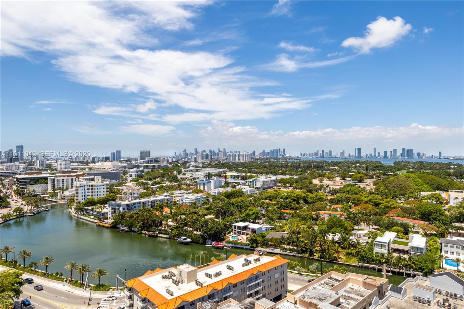 A11611042 — Miami Beach — 55