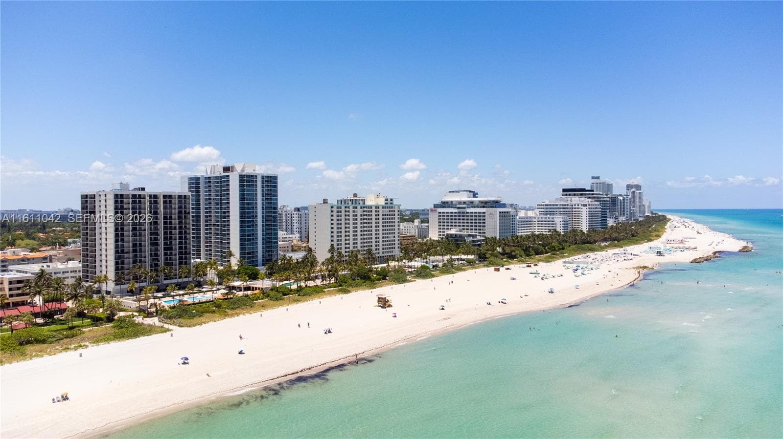 A11611042 — Miami Beach — 70