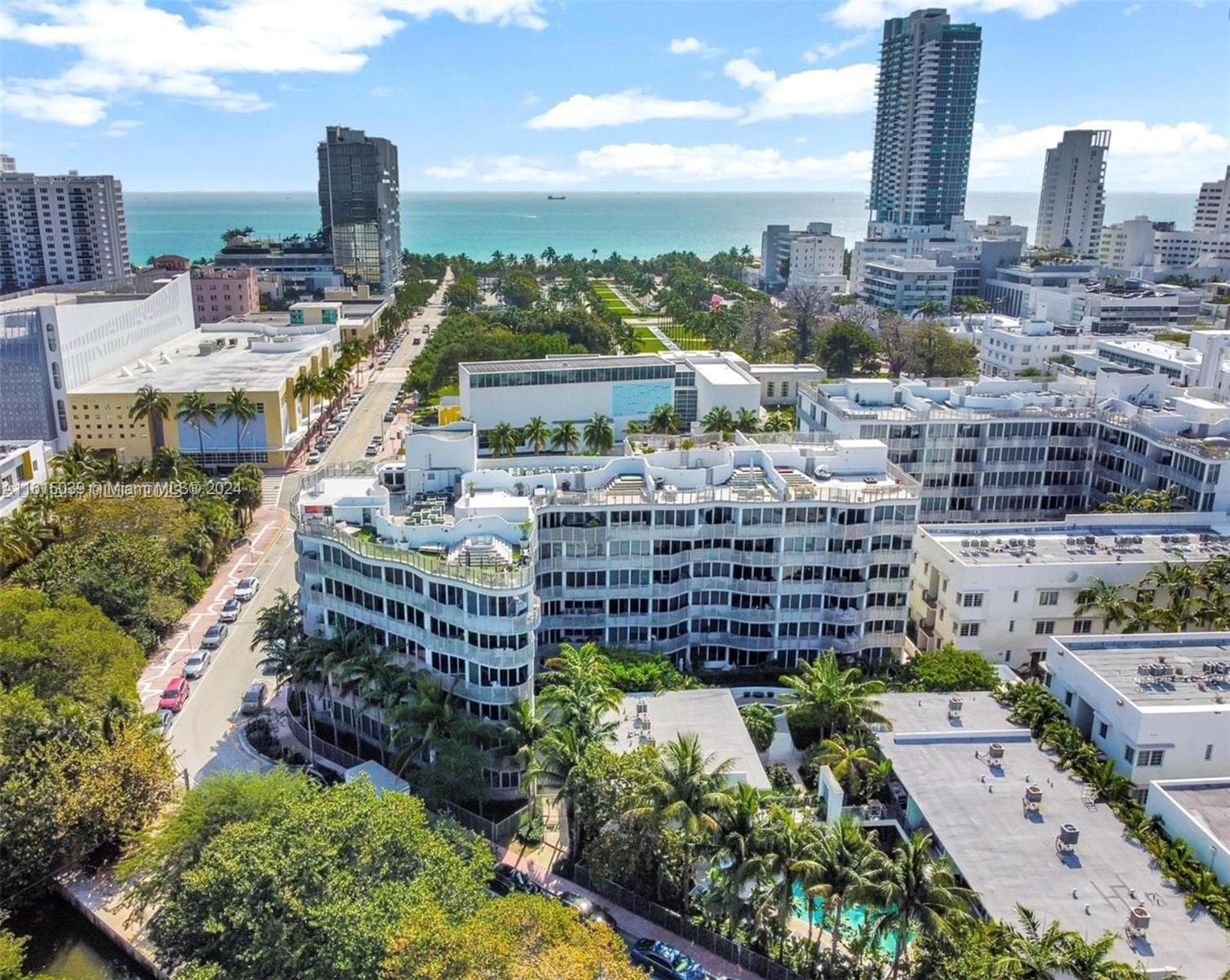 A11615039 — Miami Beach — 2
