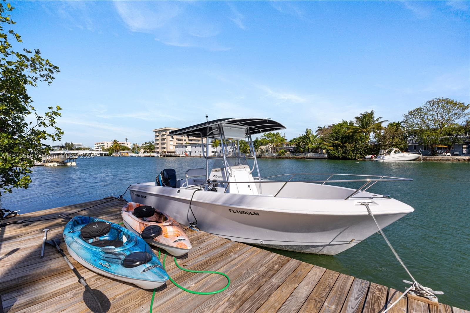 A11619556 — Miami Beach — 6
