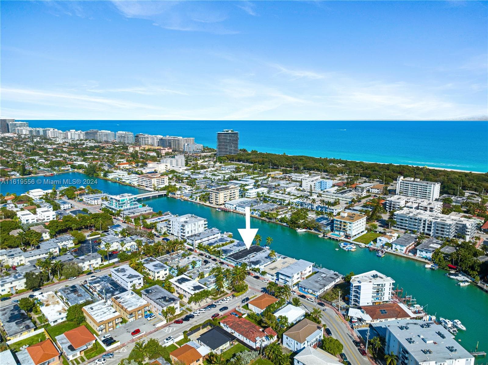 A11619556 — Miami Beach — 12