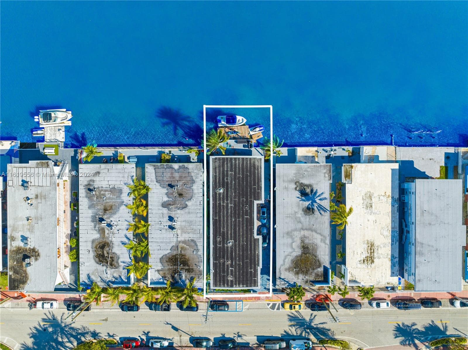 A11619556 — Miami Beach — 11