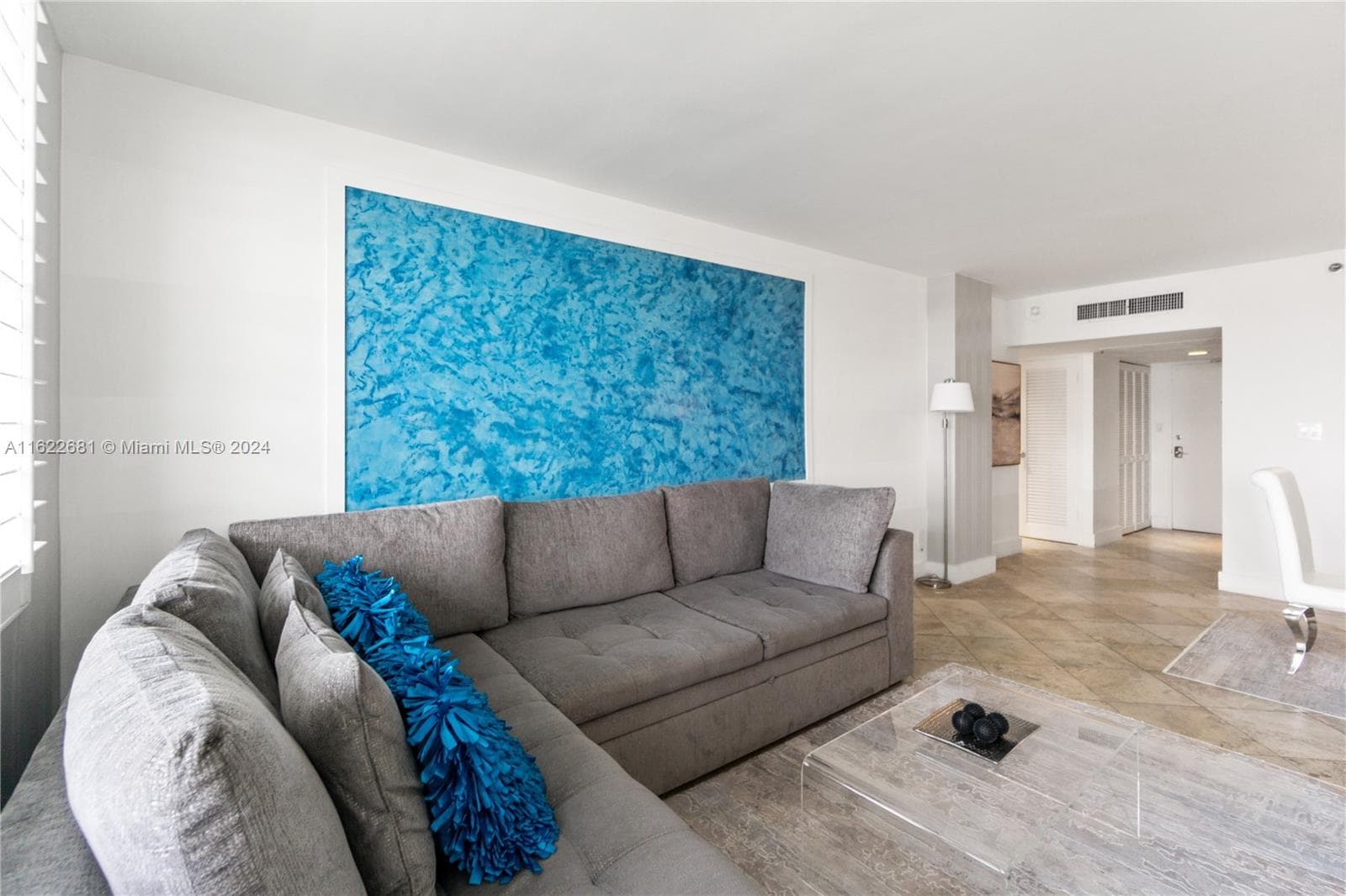 A11622681 — Miami Beach — 3