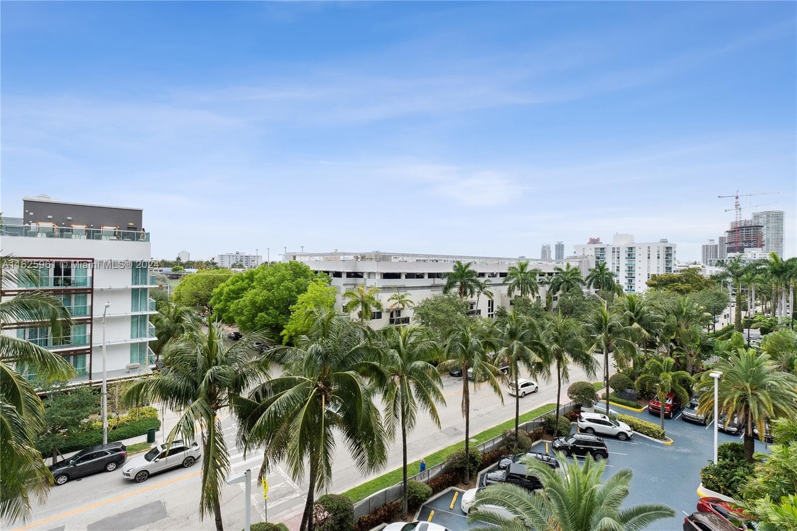 A11625961 — Miami Beach — 2