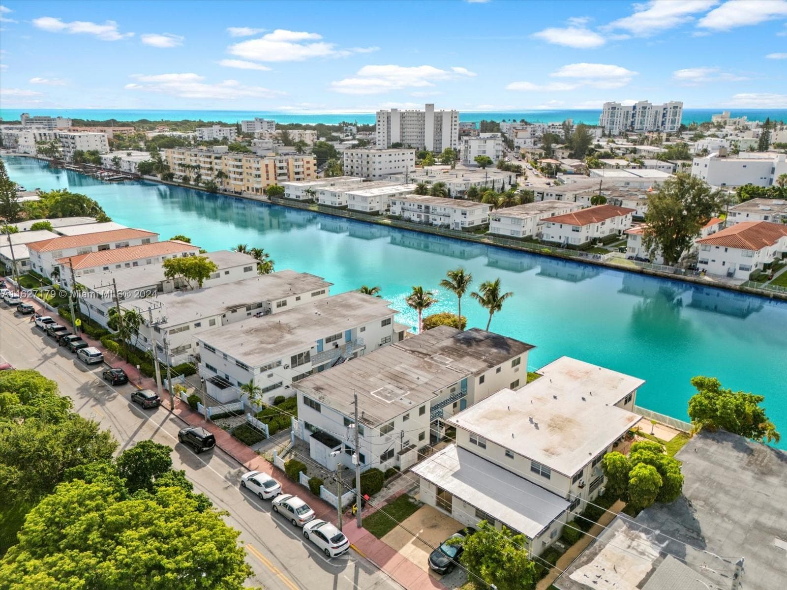 A11627179 — Miami Beach