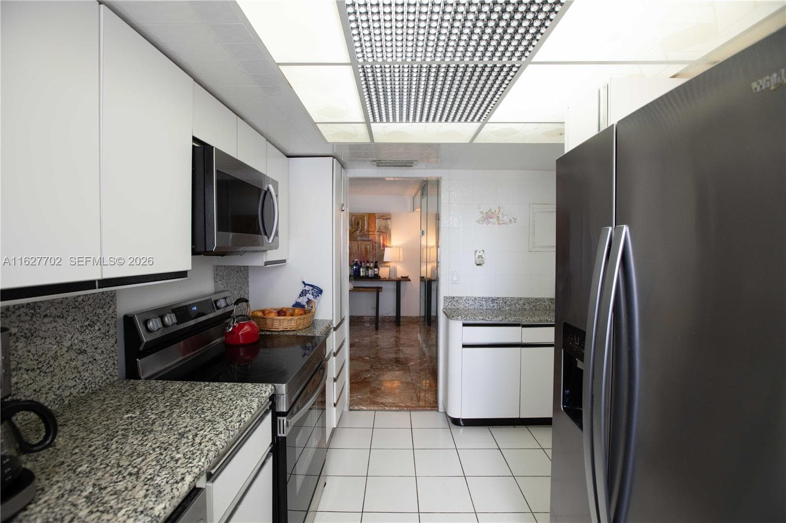 A11627702 — Miami Beach — 6