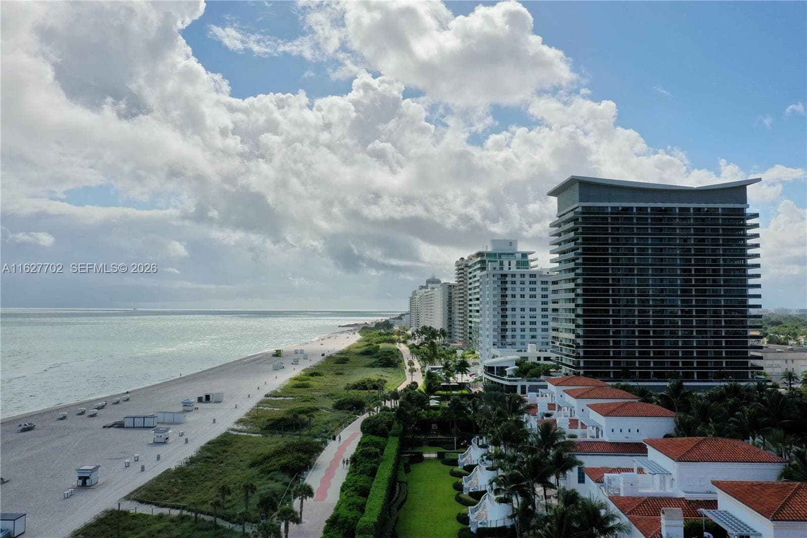 A11627702 — Miami Beach — 28