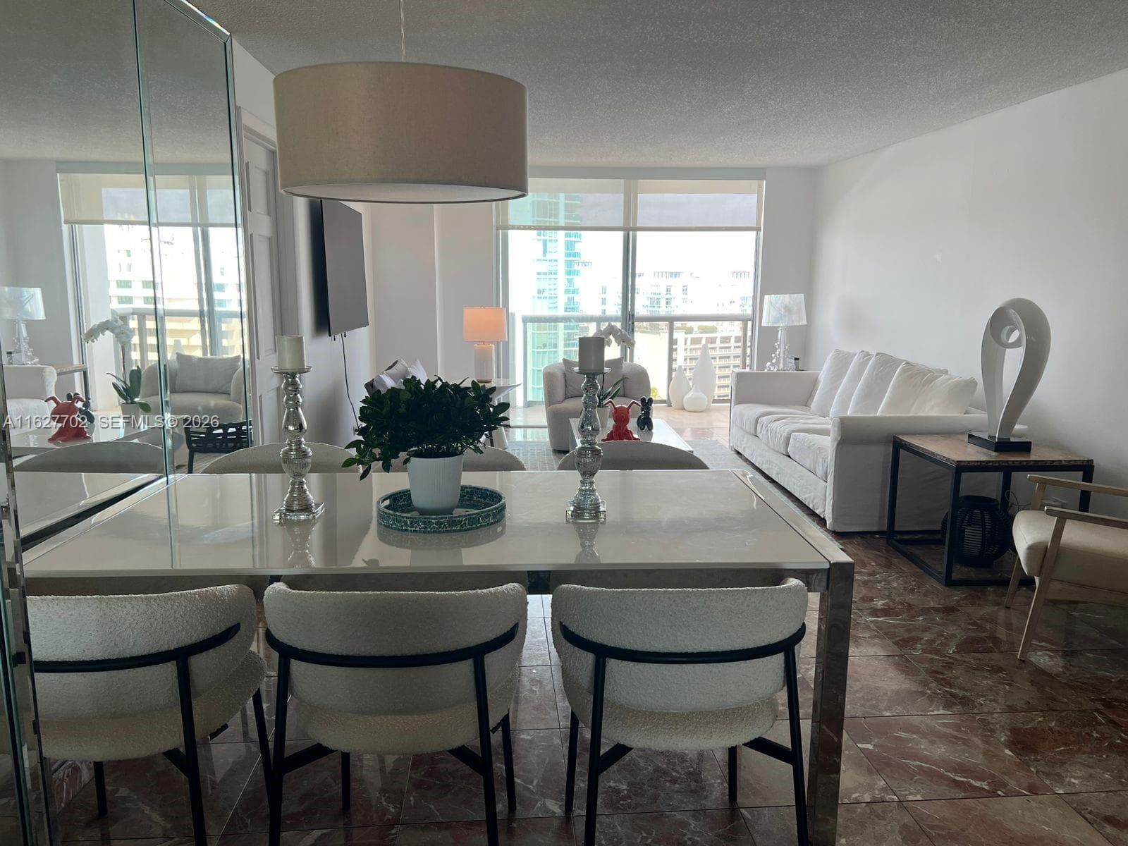 A11627702 — Miami Beach — 21