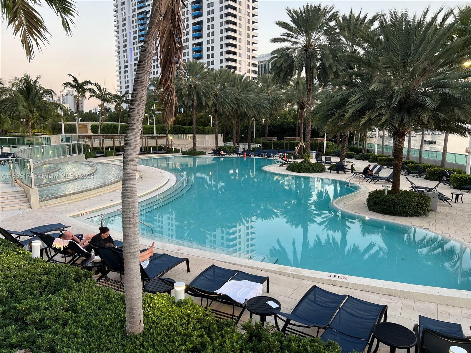 A11635174 — Miami Beach — 2