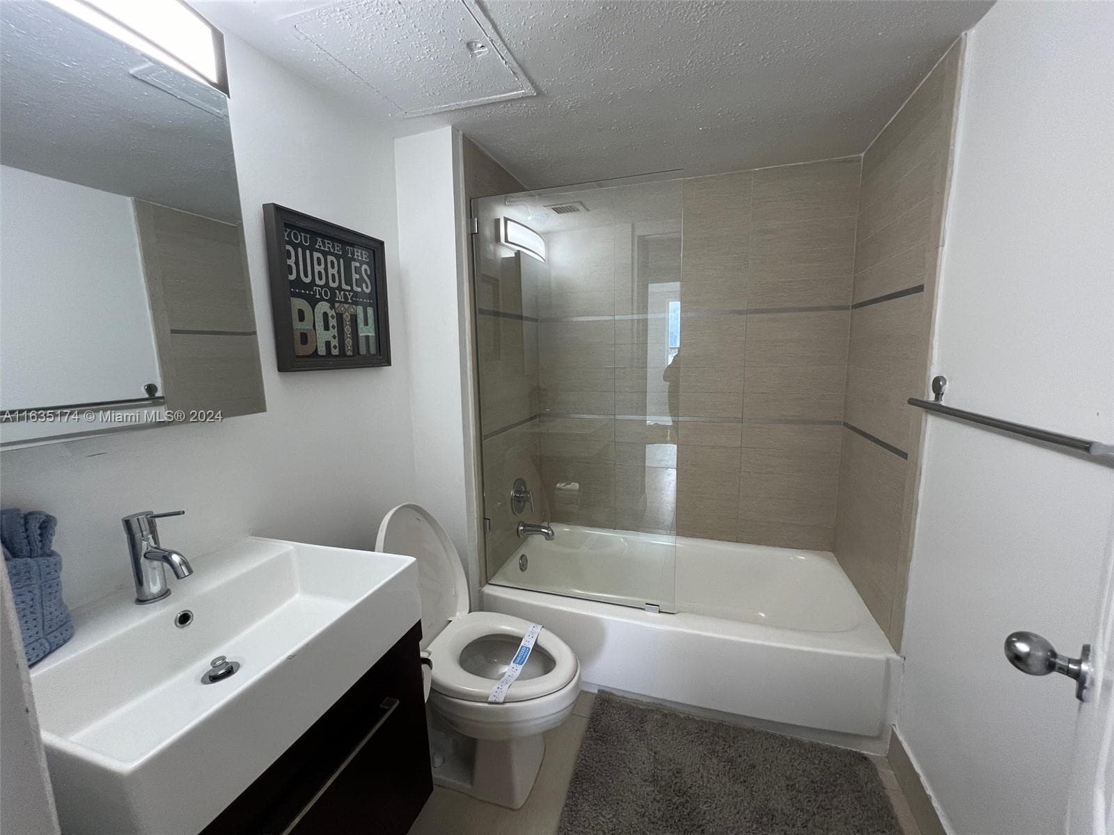 A11635174 — Miami Beach — 61