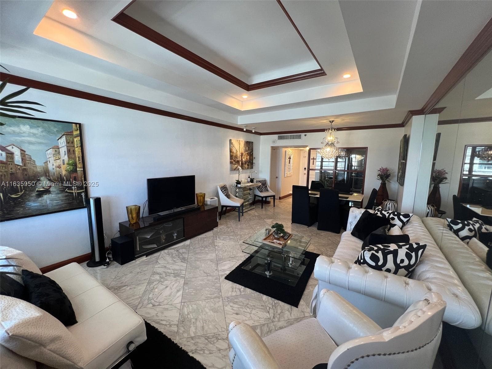 A11635950 — Miami Beach — 6