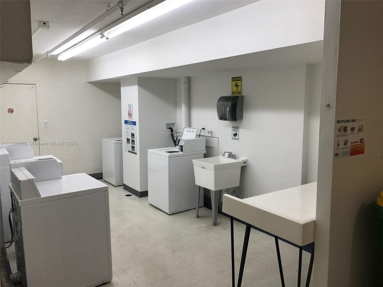 A11635950 — Miami Beach — 38