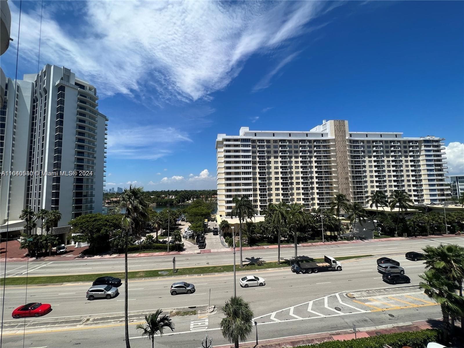 A11640540 — Miami Beach — 2