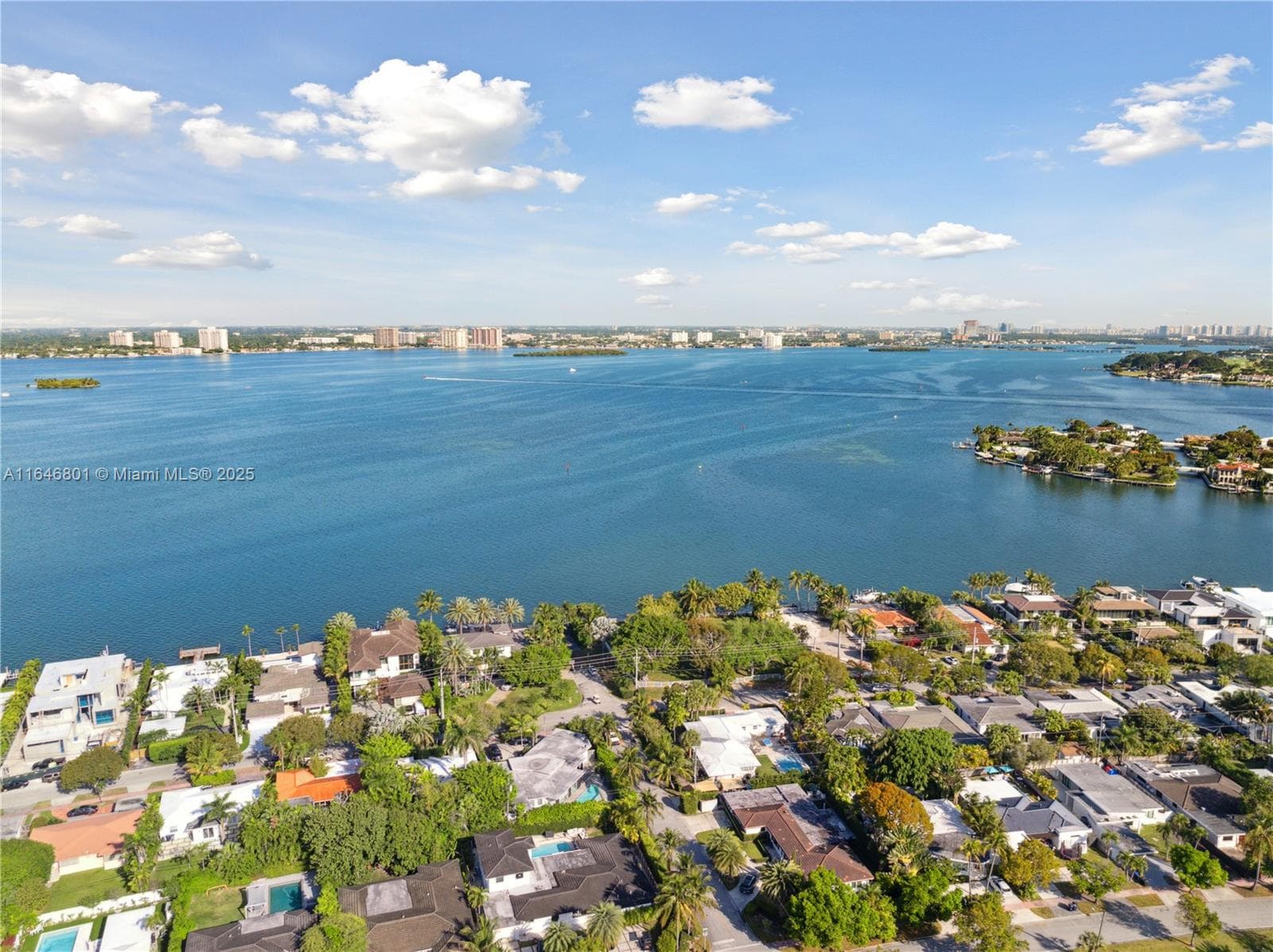 A11646801 — Miami Beach — 8