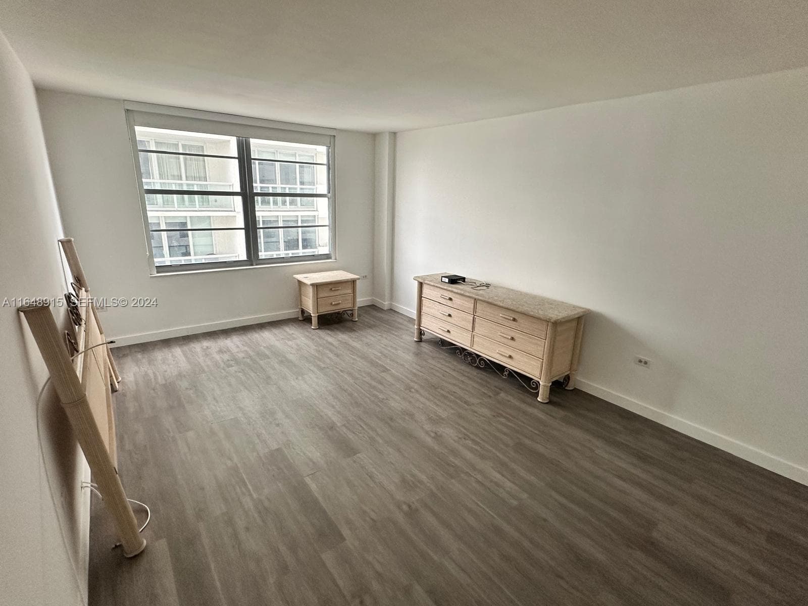 A11648915 — Miami Beach — 23