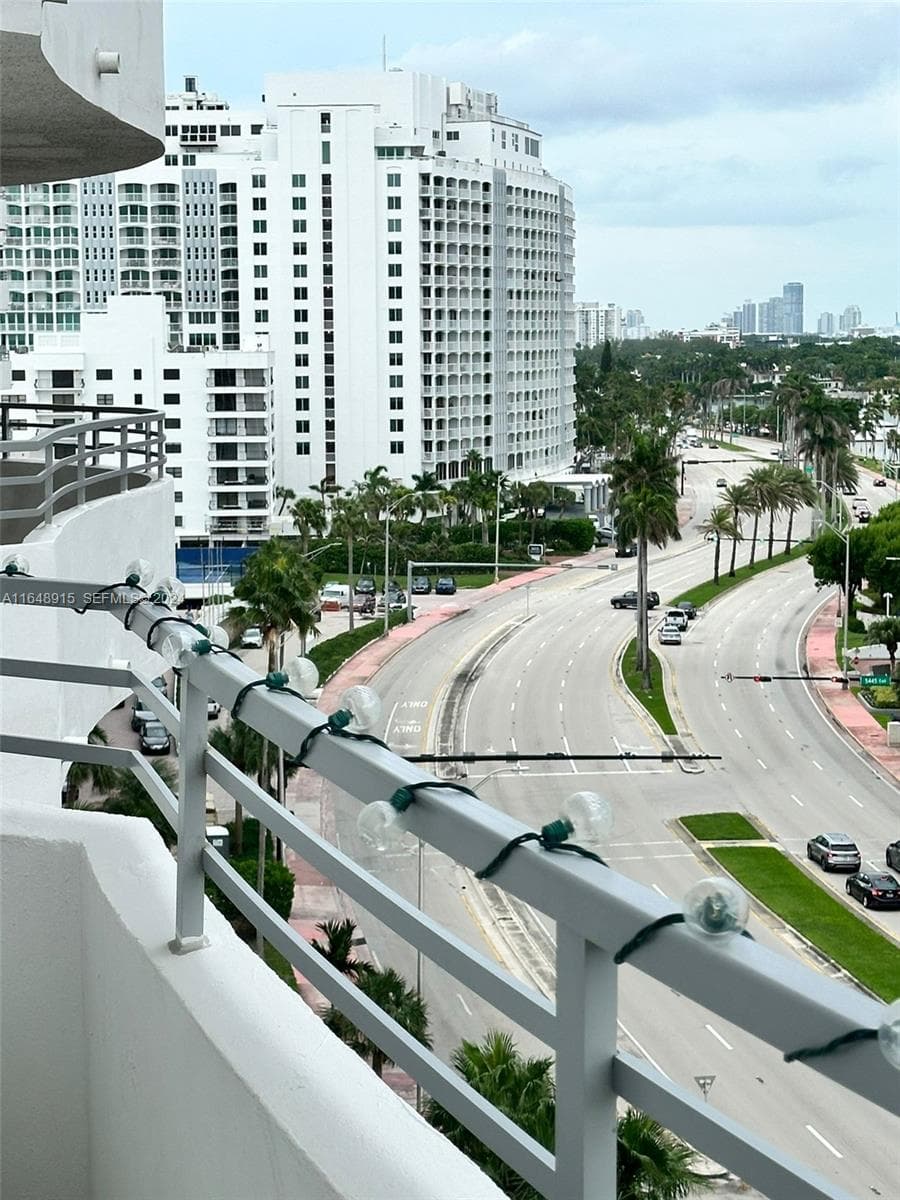 A11648915 — Miami Beach — 6