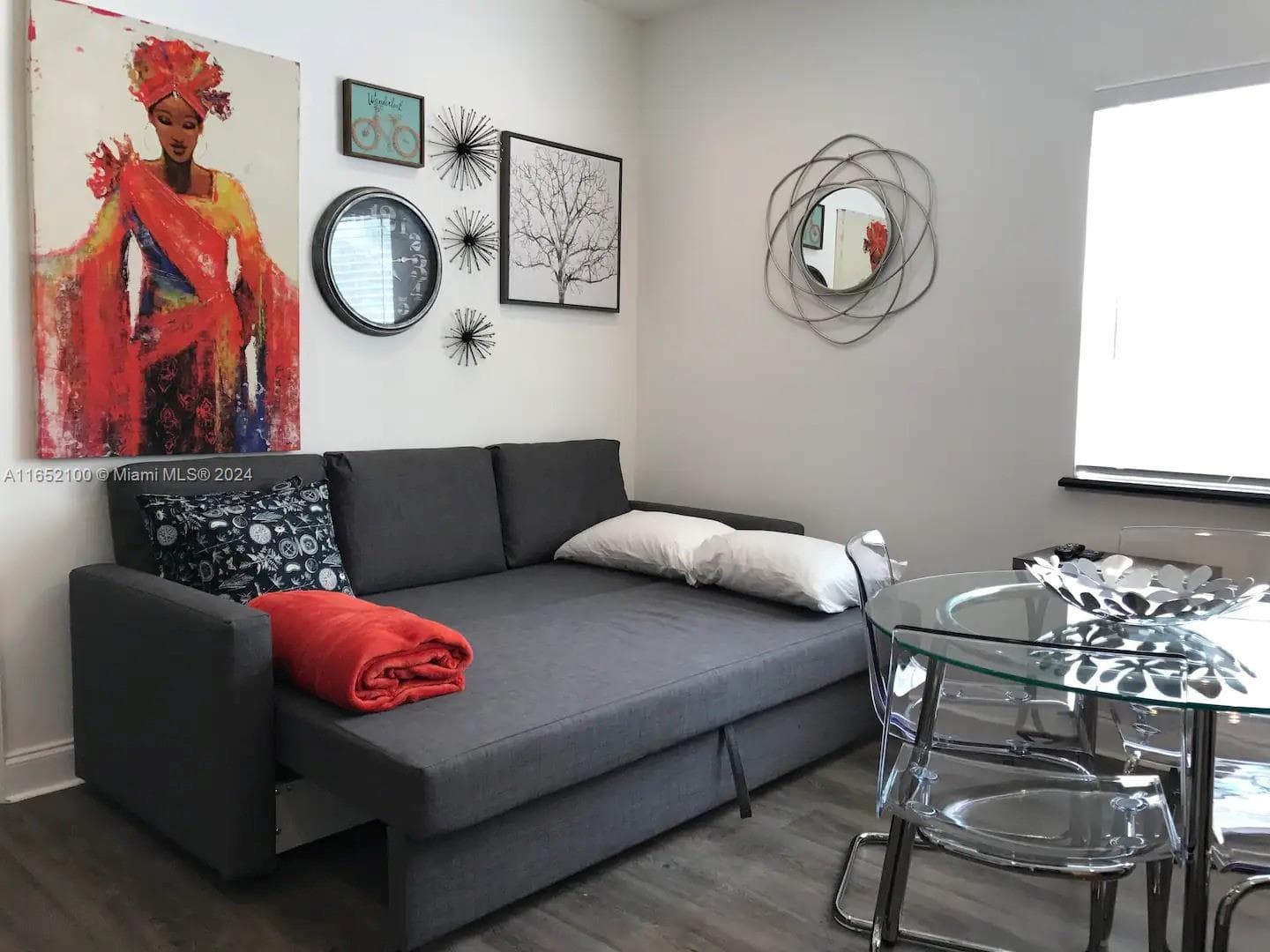 A11652100 — Miami Beach — 3