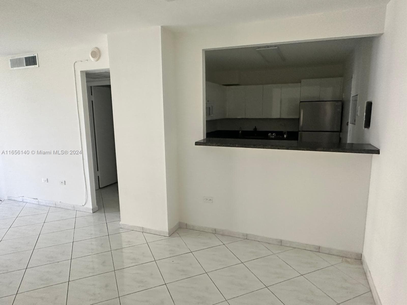 A11656140 — Miami Beach — 8