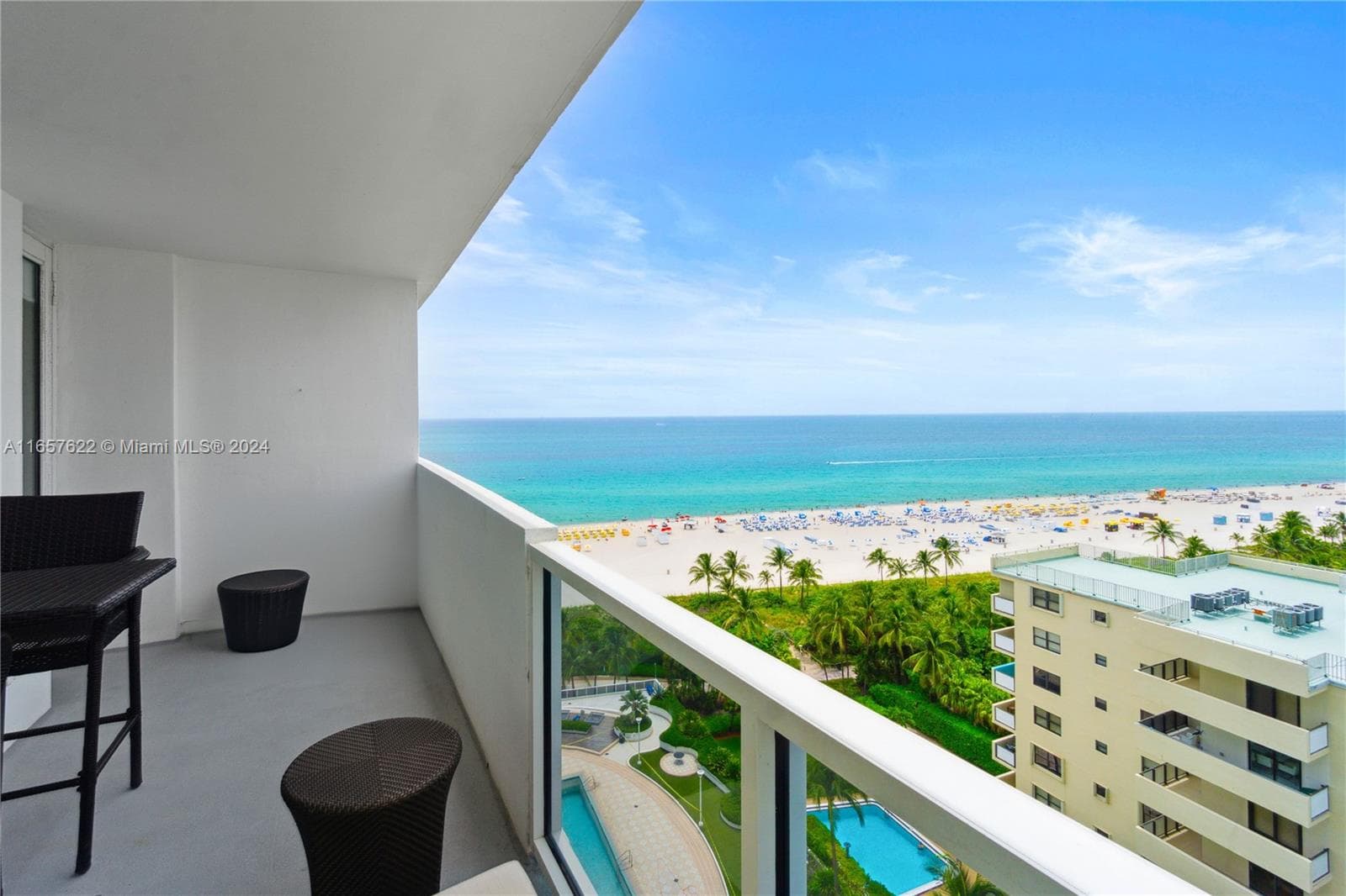 A11657622 — Miami Beach — 2