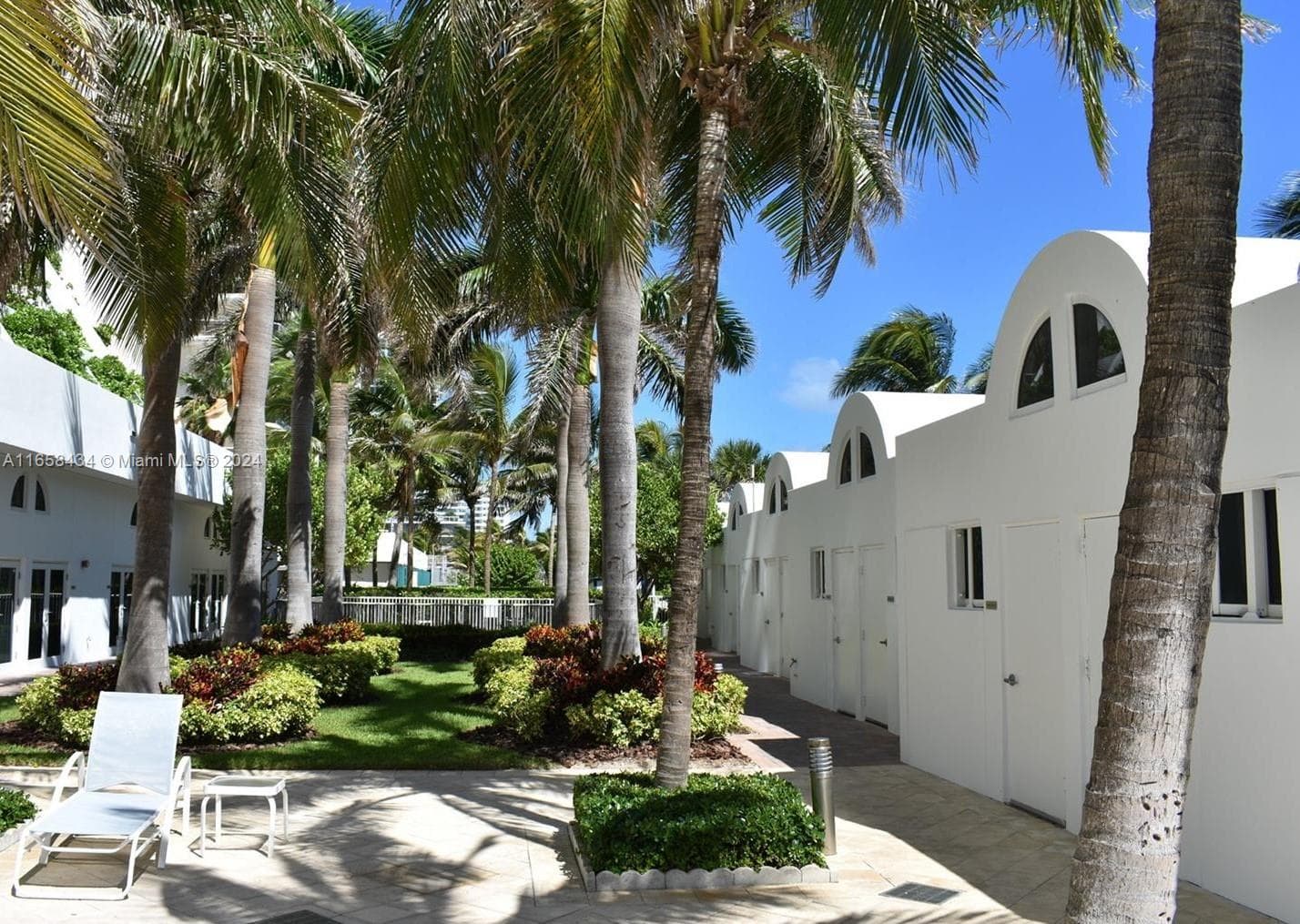 A11658434 — Miami Beach — 5