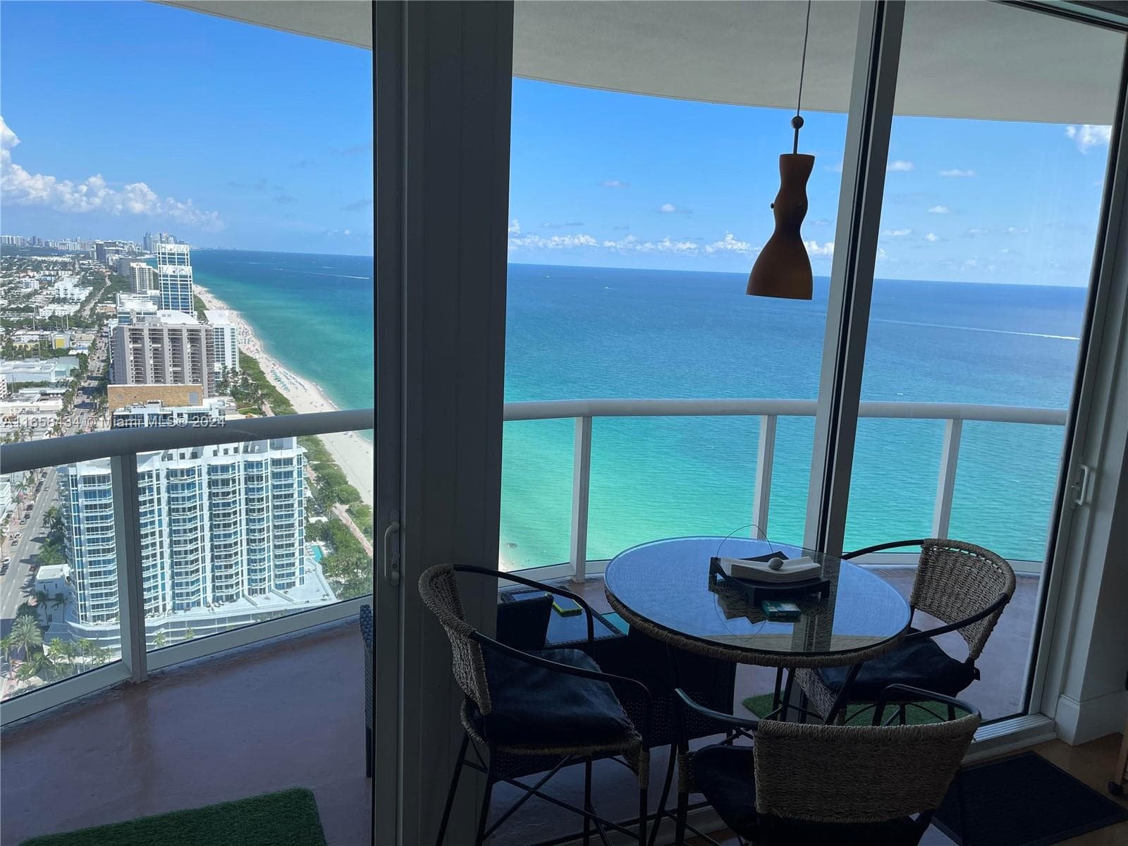 A11658434 — Miami Beach — 18