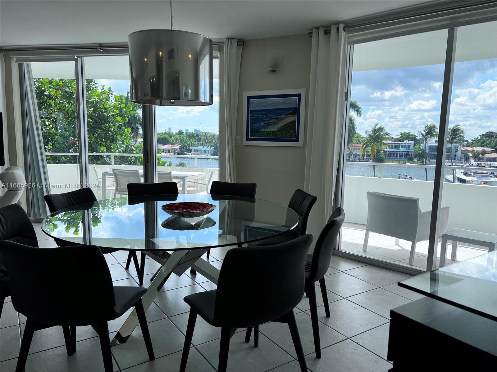 A11665926 — Miami Beach — 11