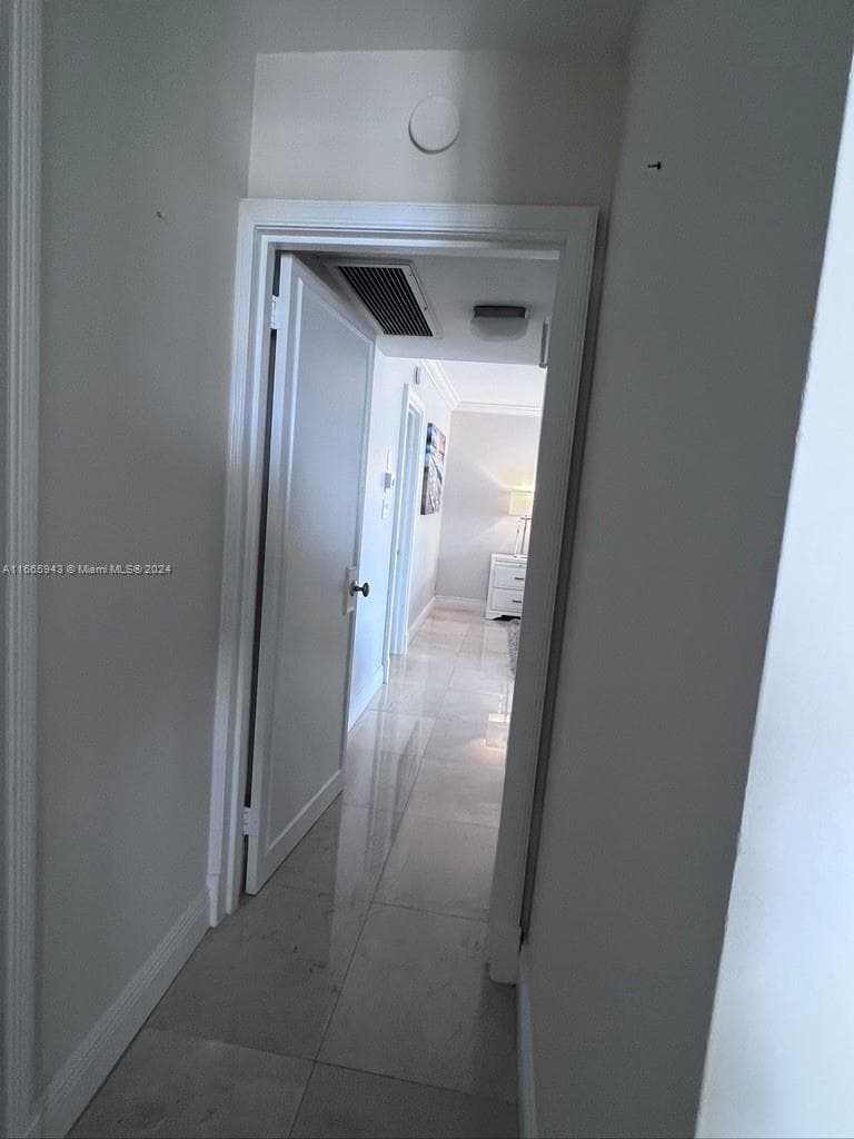 A11665943 — Miami Beach — 27