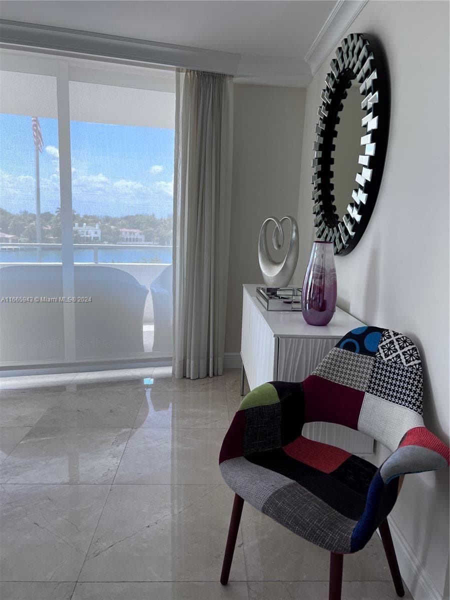 A11665943 — Miami Beach — 17