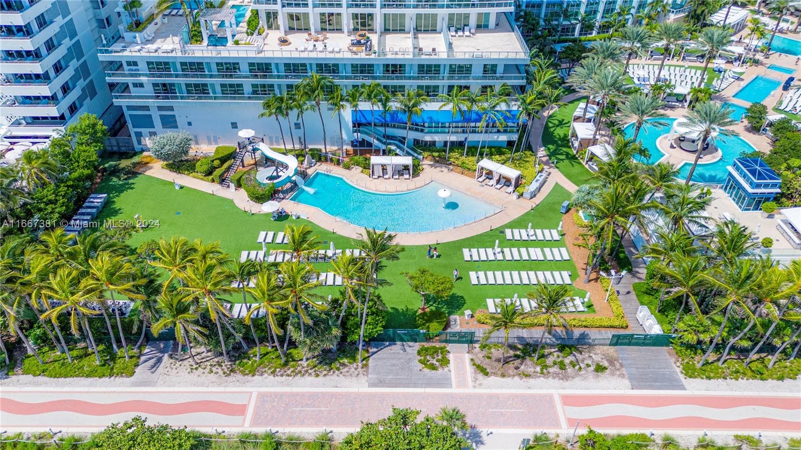 A11667381 — Miami Beach — 42