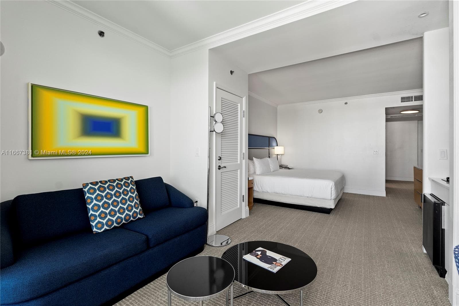 A11667381 — Miami Beach — 12