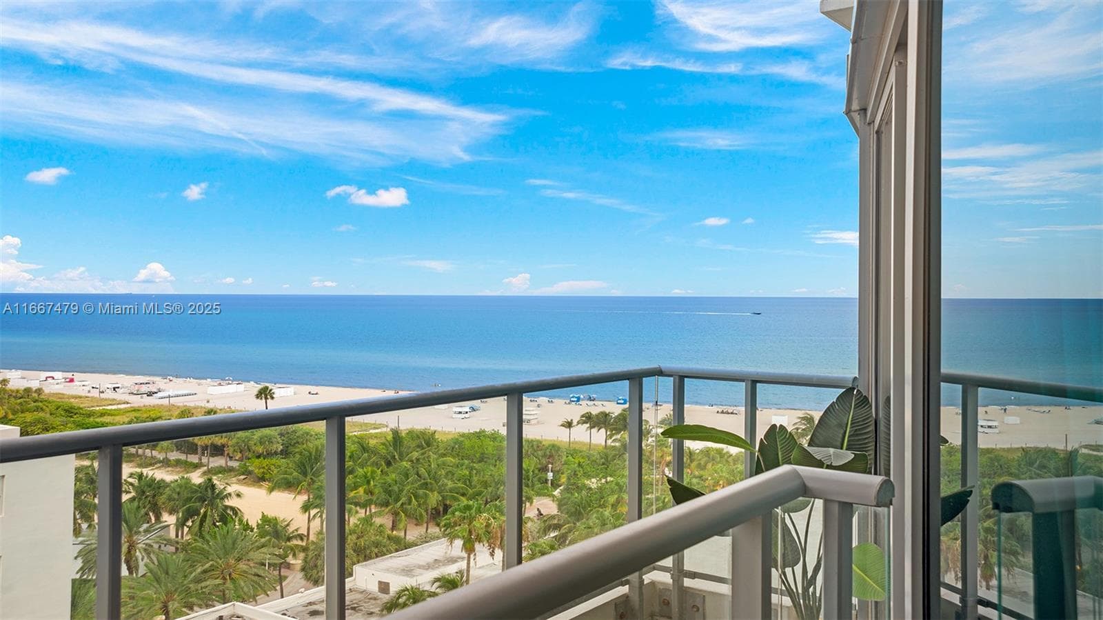 A11667479 — Miami Beach — 25