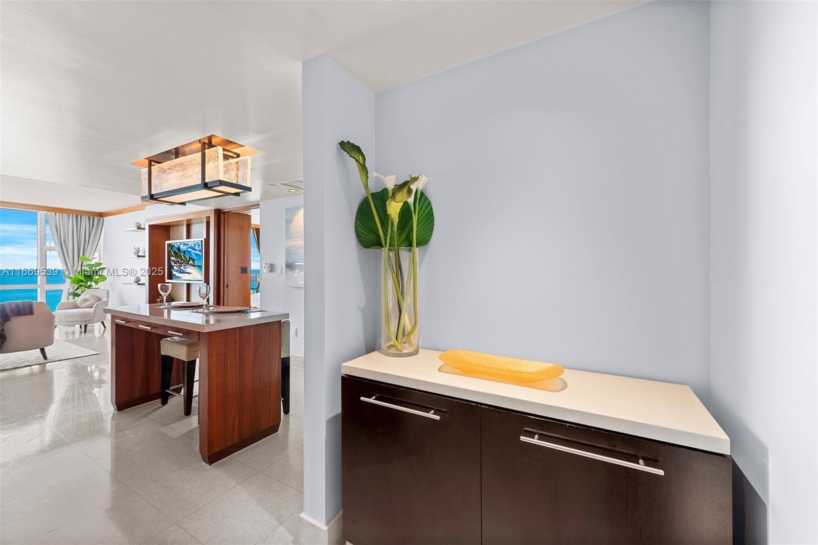 A11669539 — Miami Beach — 34