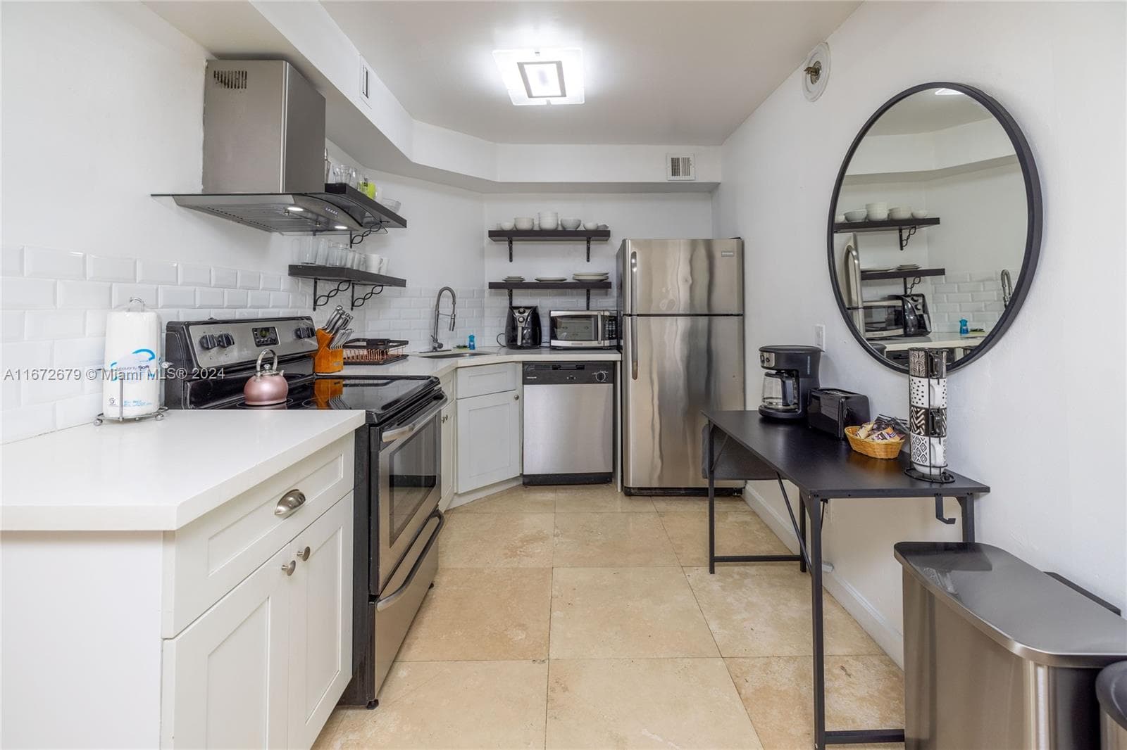 A11672679 — Miami Beach — 5