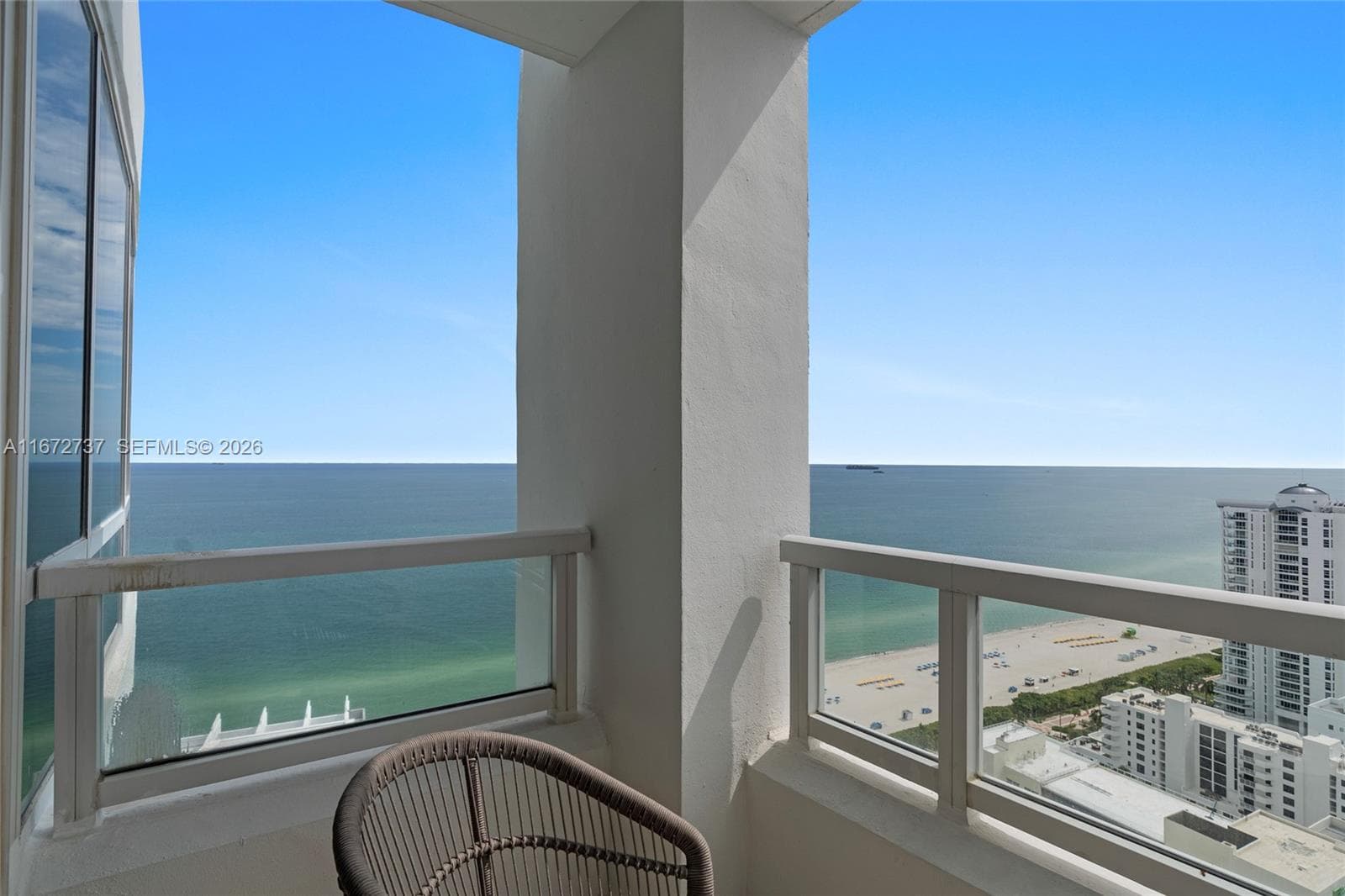 A11672737 — Miami Beach — 50
