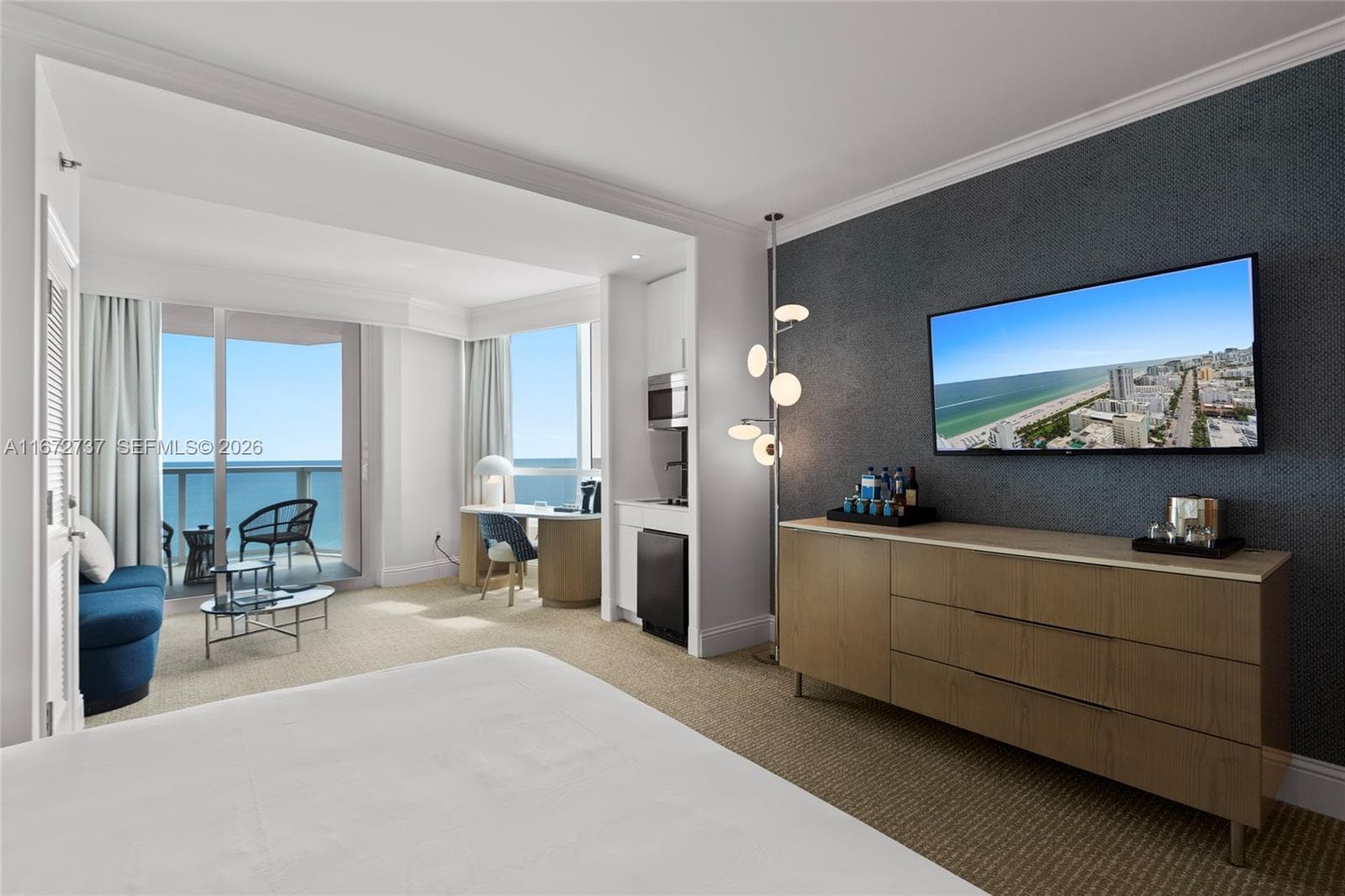 A11672737 — Miami Beach — 40
