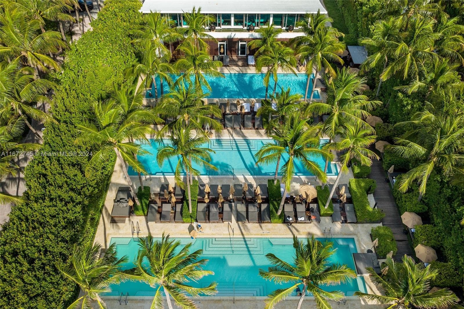 A11672745 — Miami Beach — 22