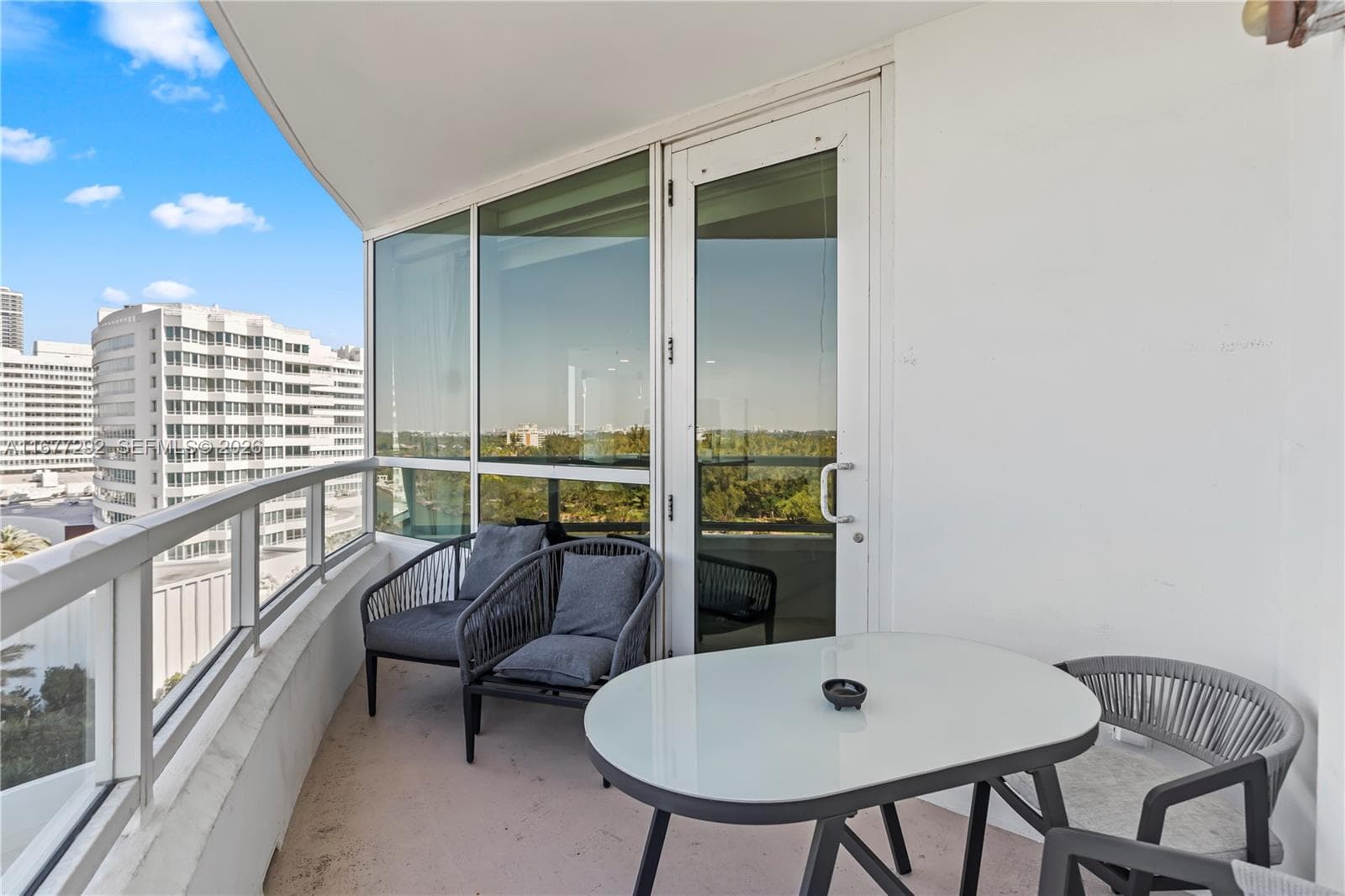 A11677292 — Miami Beach — 11