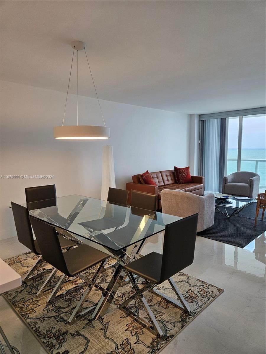 A11679000 — Miami Beach — 3