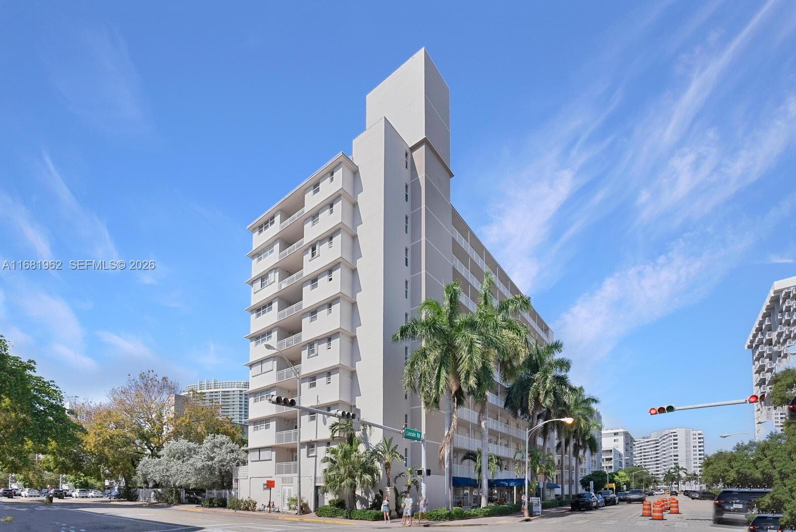 A11681962 — Miami Beach — 5