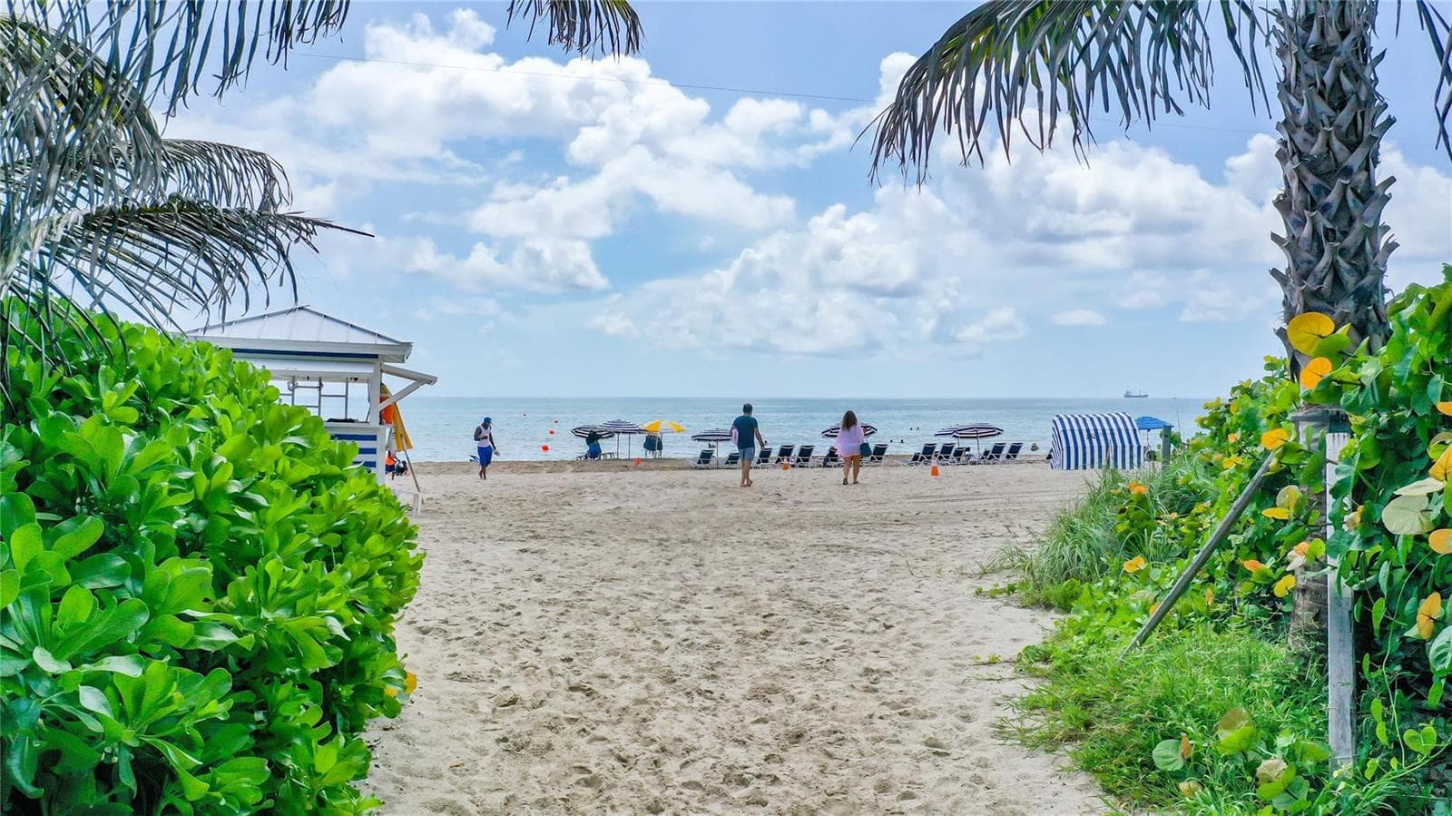F10468514 — Miami Beach — 2