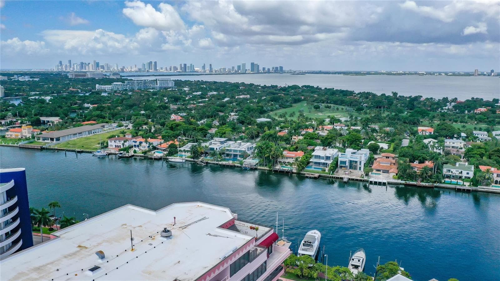 F10468514 — Miami Beach — 18