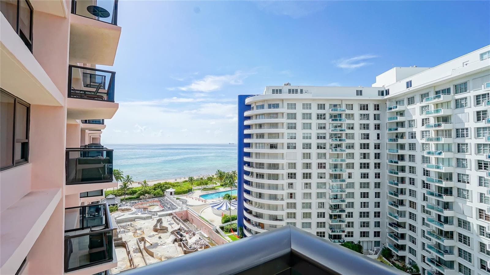 F10468514 — Miami Beach — 15