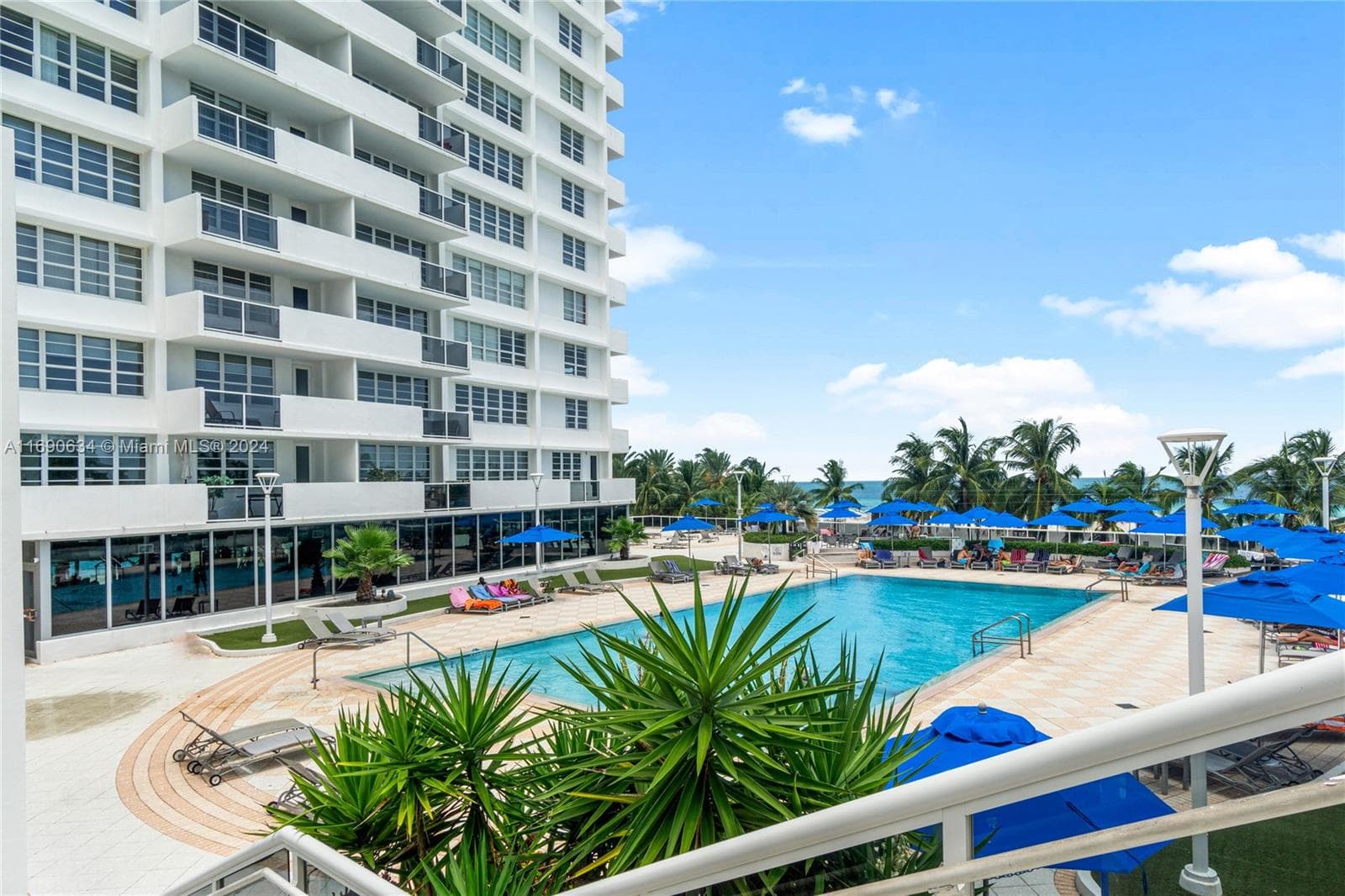 A11690634 — Miami Beach — 17