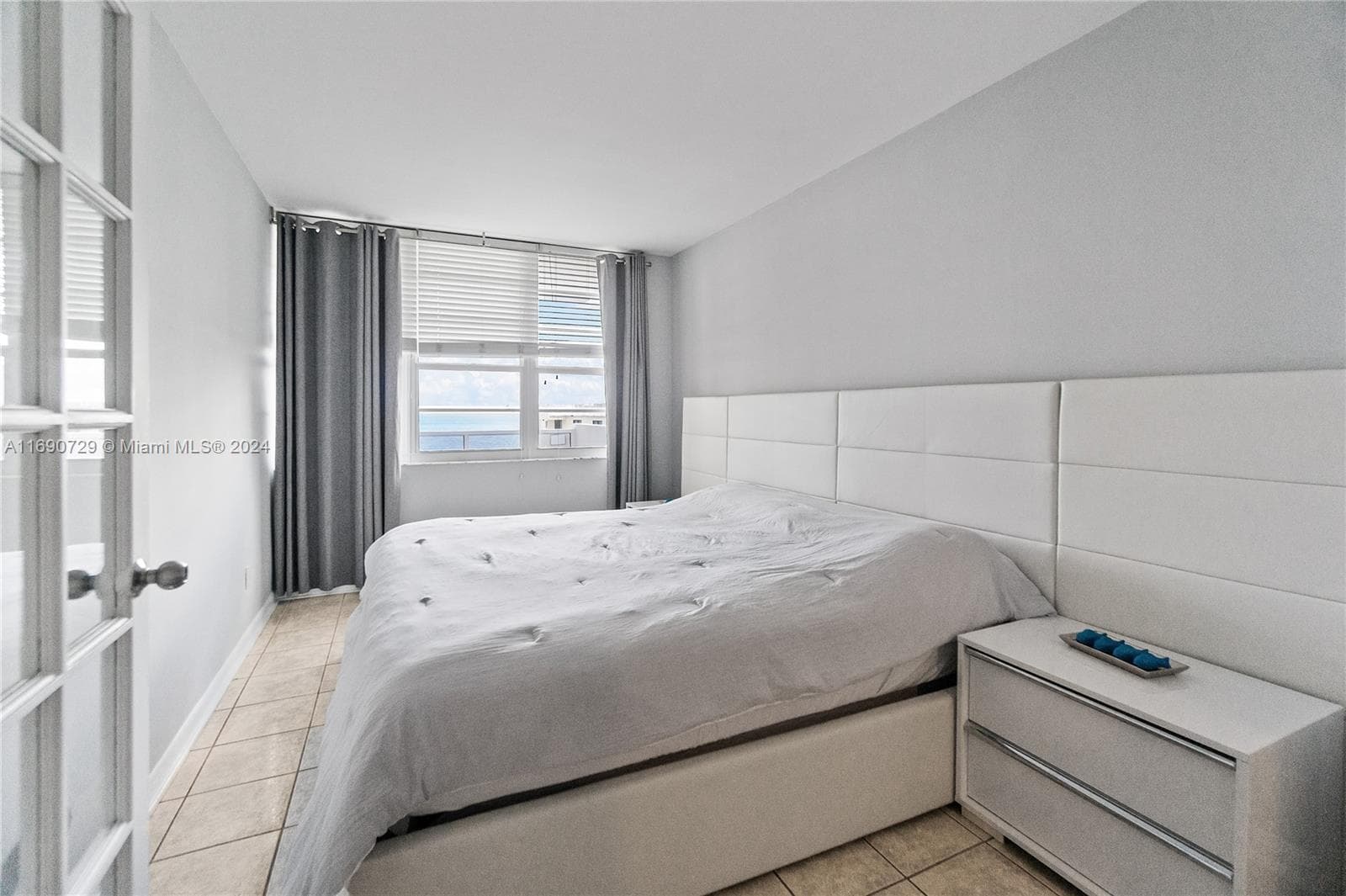 A11690729 — Miami Beach — 6