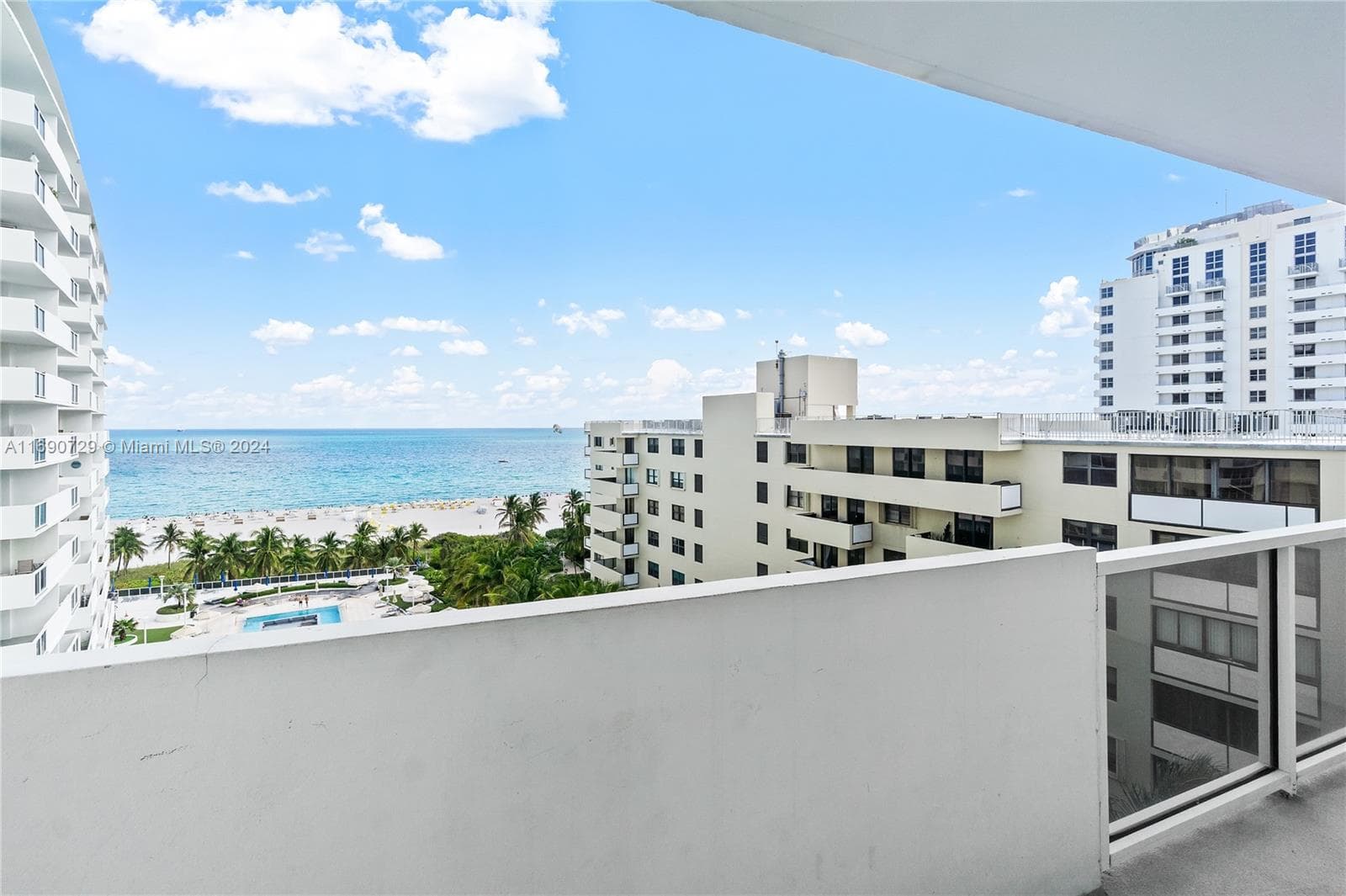 A11690729 — Miami Beach — 10